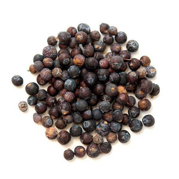 500g pack of dried juniper berries, an essential gin distillation ingredient