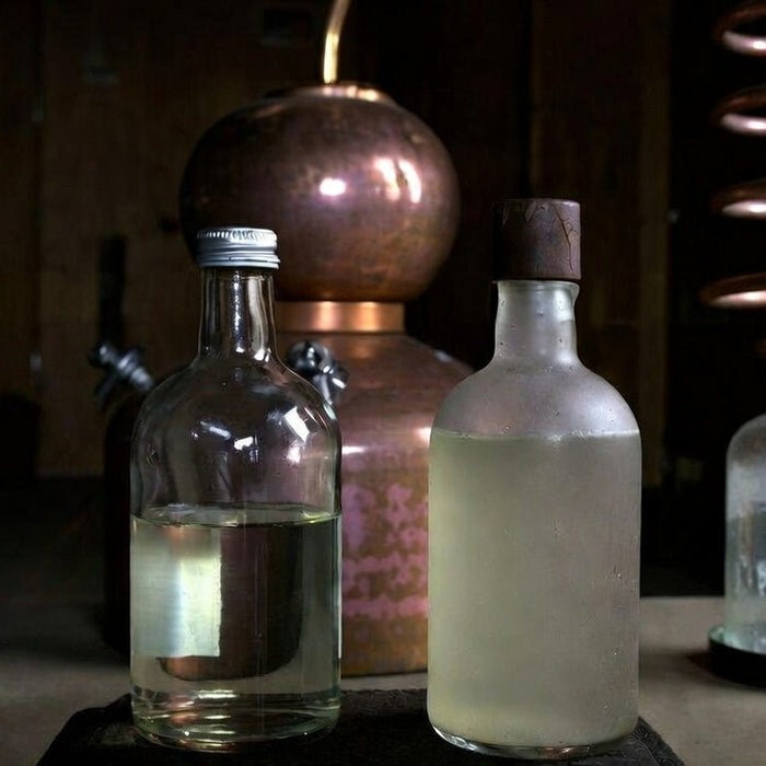 Why Is My Moonshine Cloudy? Troubleshooting Distillation Problems - Distillery King Australia