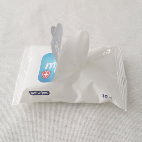 70% ethanol alcohol wipes pouch of 10