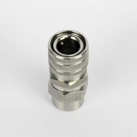 K-Lok female fitting to 5/8 female